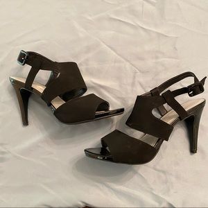 Black high heels size 9